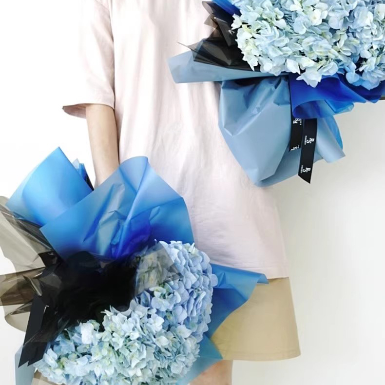 Giấy gói hoa mờ màu mờ