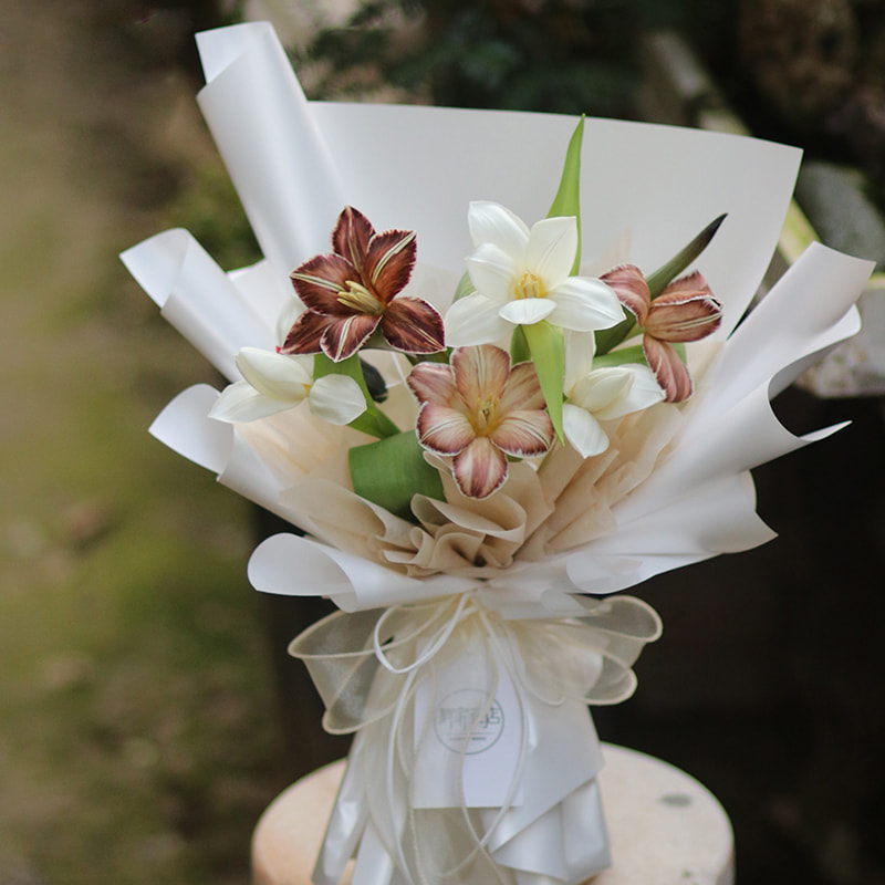 Màng gói hoa nhựa dày 7,5 triệu