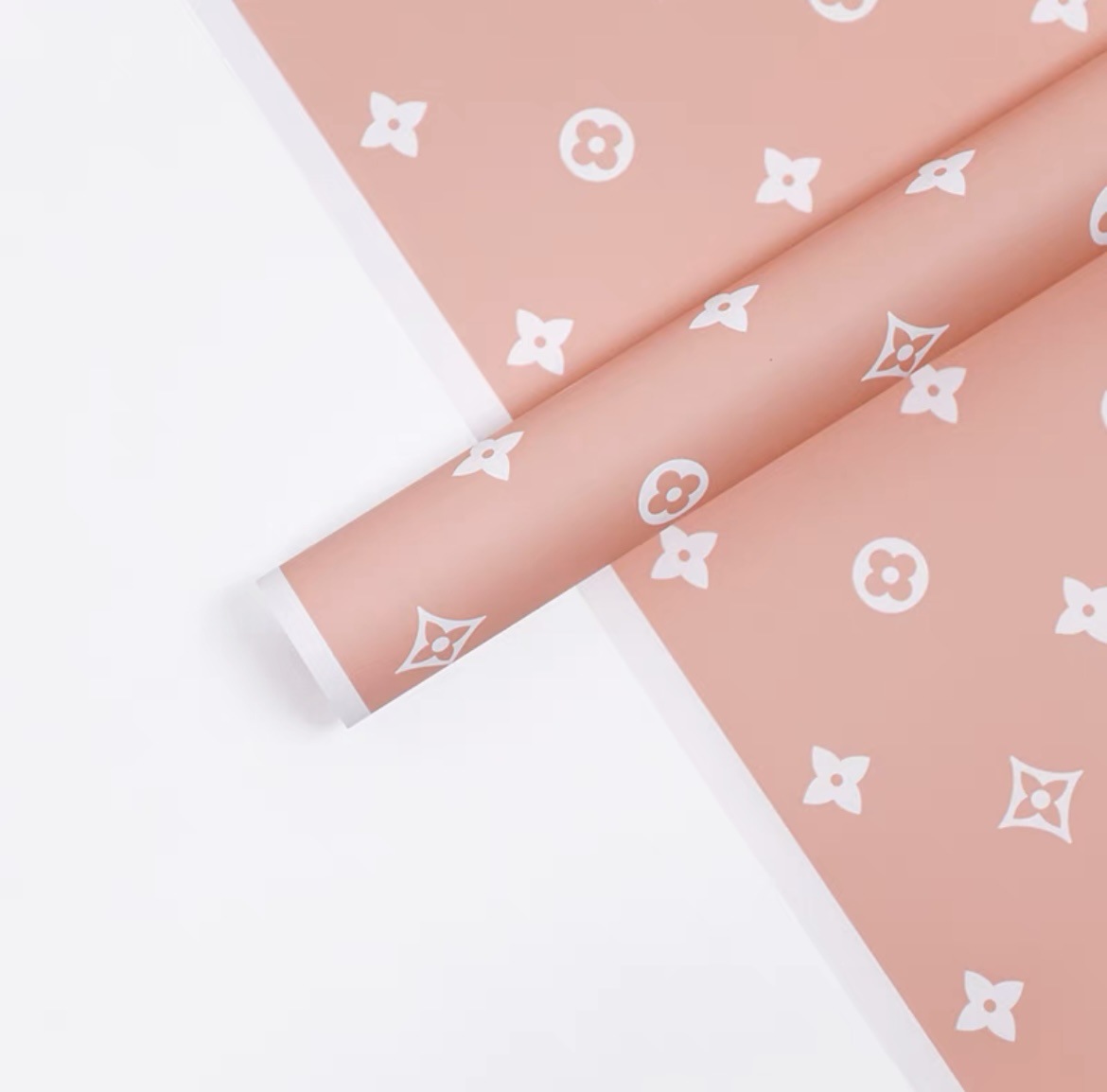 Giấy gói thương hiệu Louis