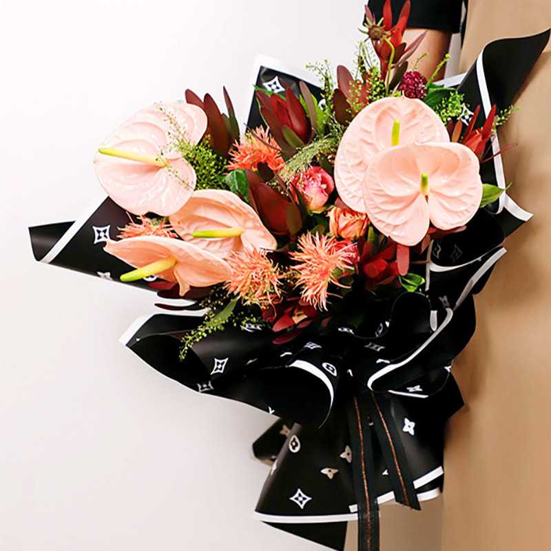 Giấy gói thương hiệu Louis