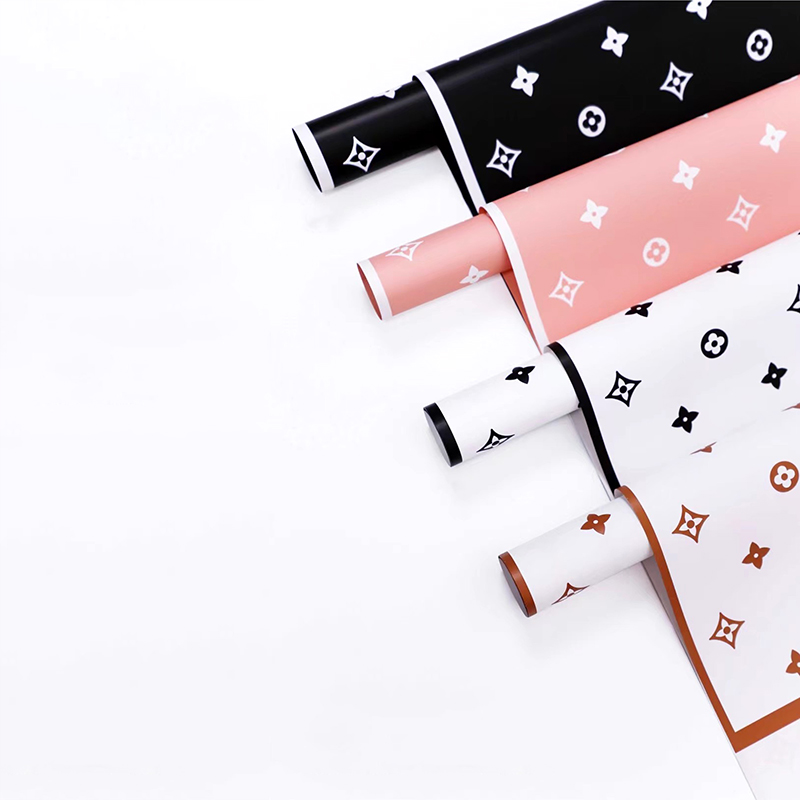 Giấy gói thương hiệu Louis