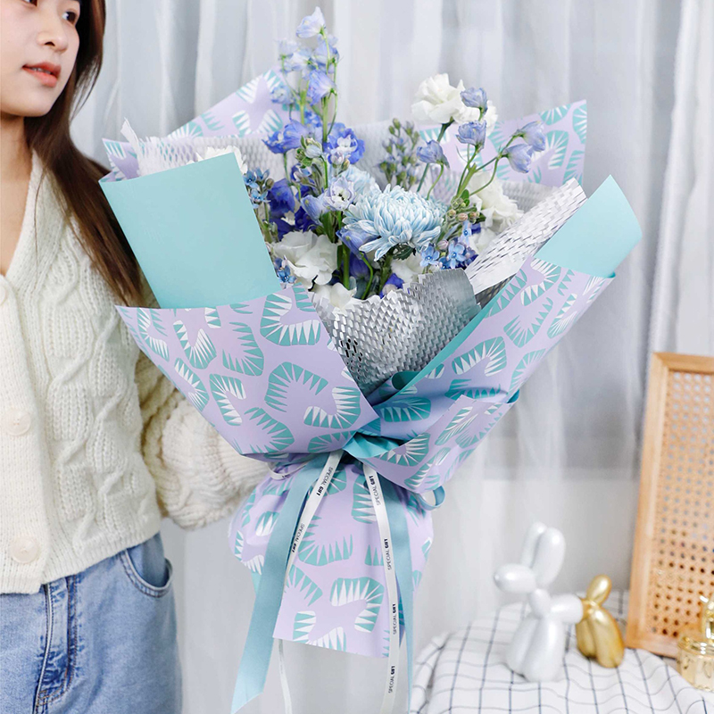 Giấy gói hoa họa tiết lá sáu màu tươi sáng