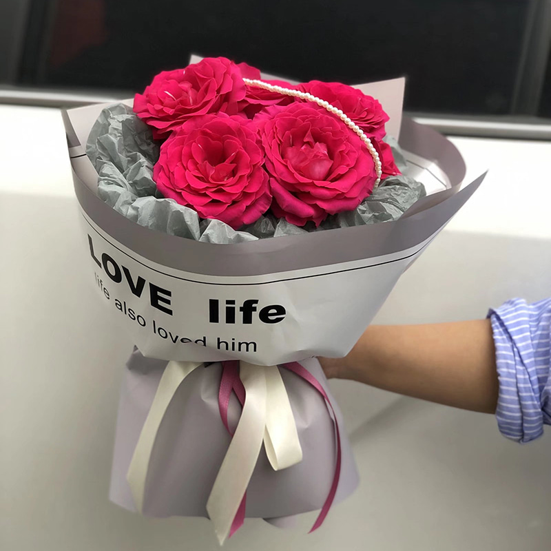 Giấy gói hoa chữ mịn
